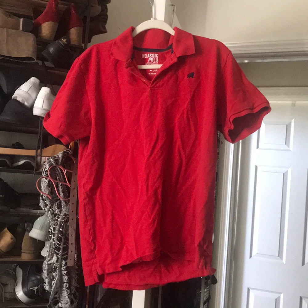 Men’s red polo shirt